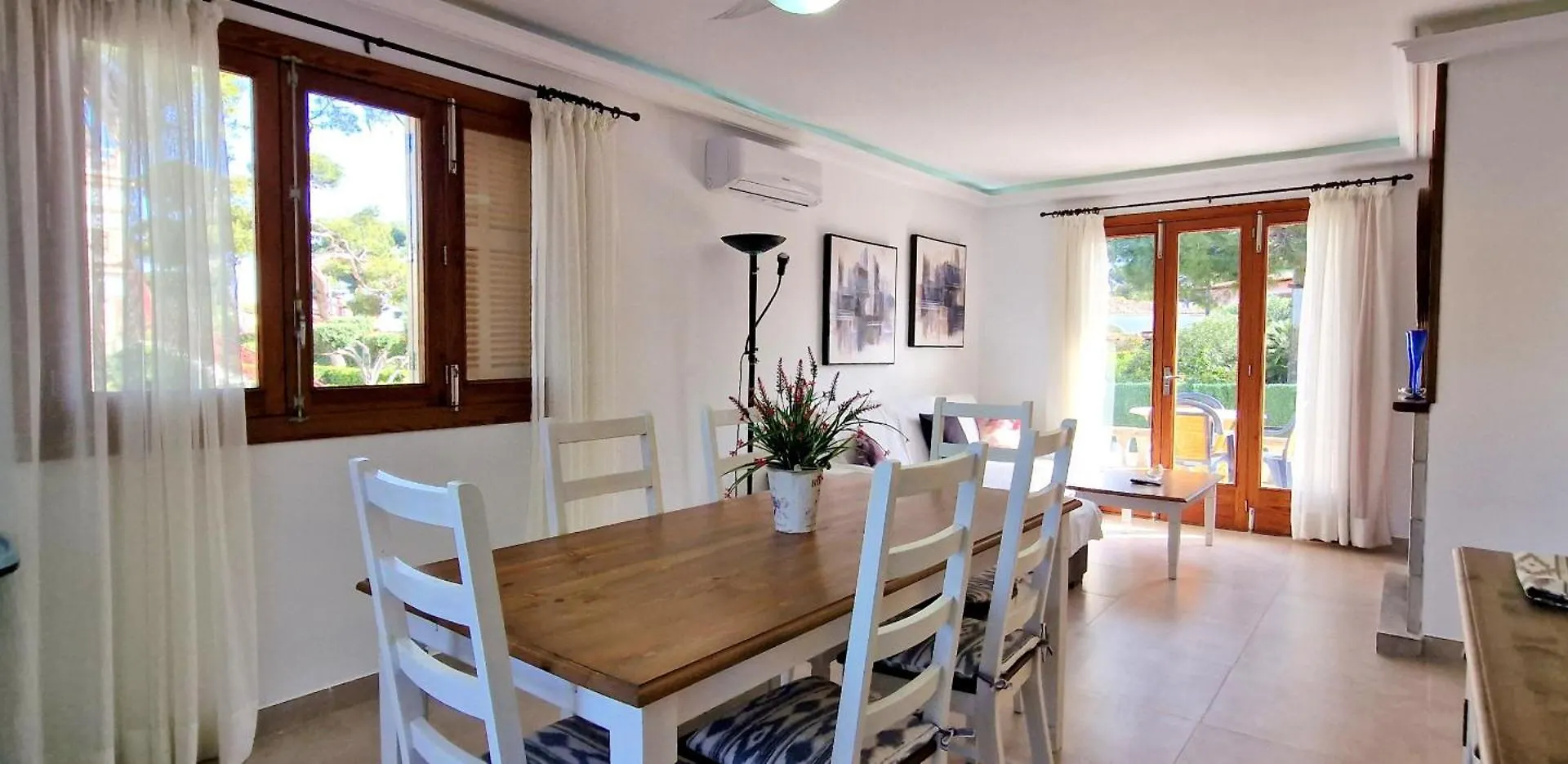 Villa Con Jardin Cerca De La Playa Muro Spain